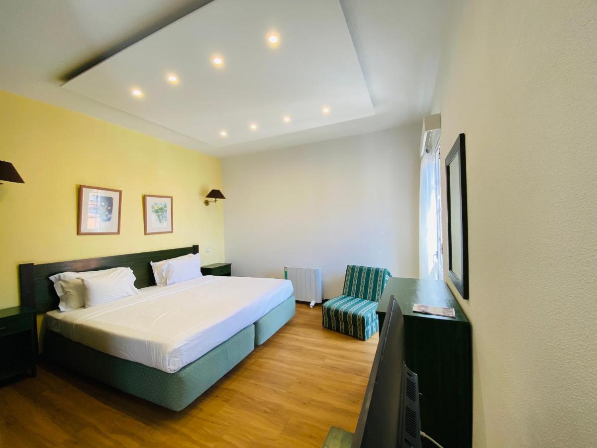 Vale Mar Guest Hotel ริเบรา บราวา ภายนอก รูปภาพ