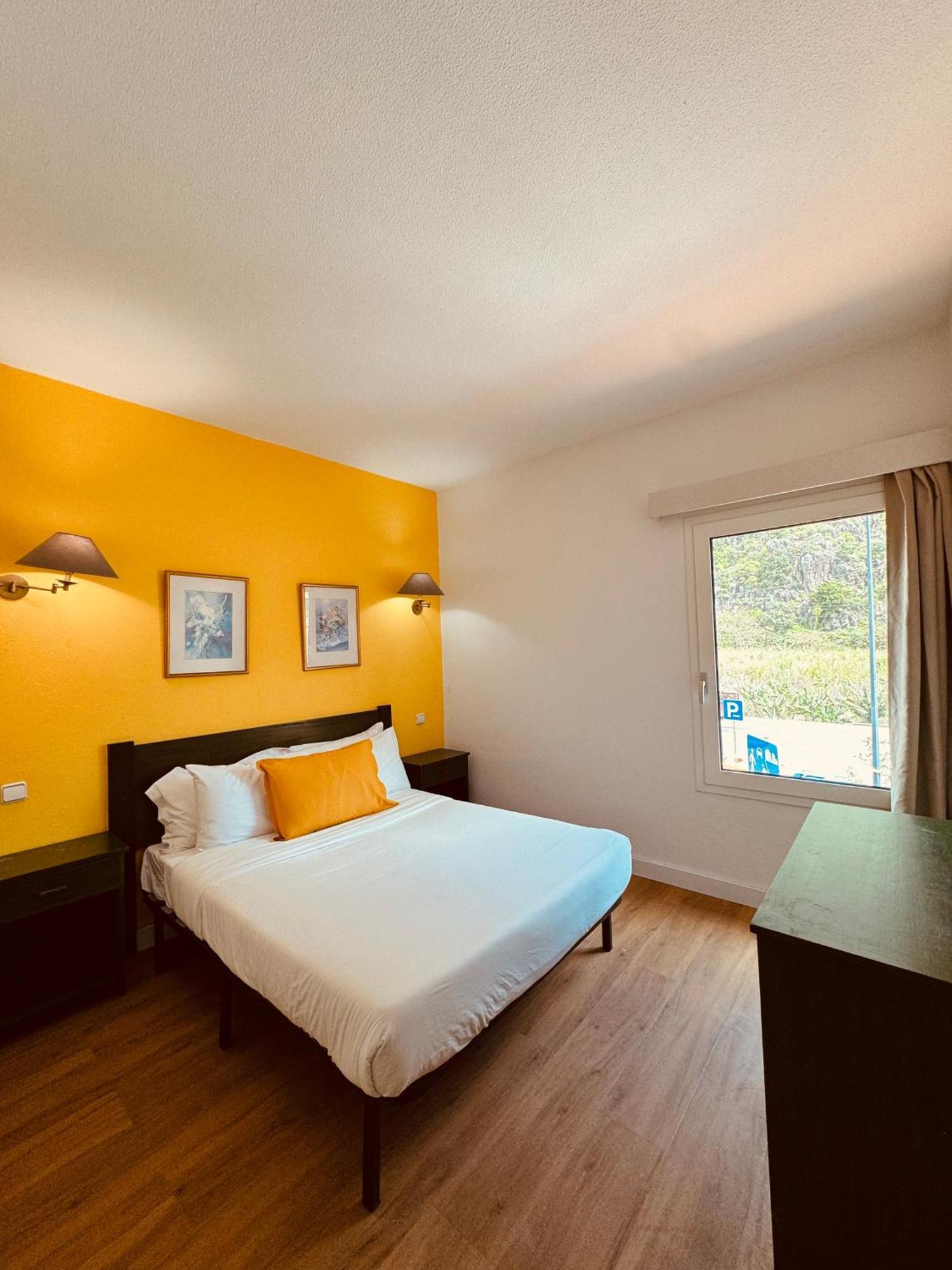 Vale Mar Guest Hotel ริเบรา บราวา ภายนอก รูปภาพ