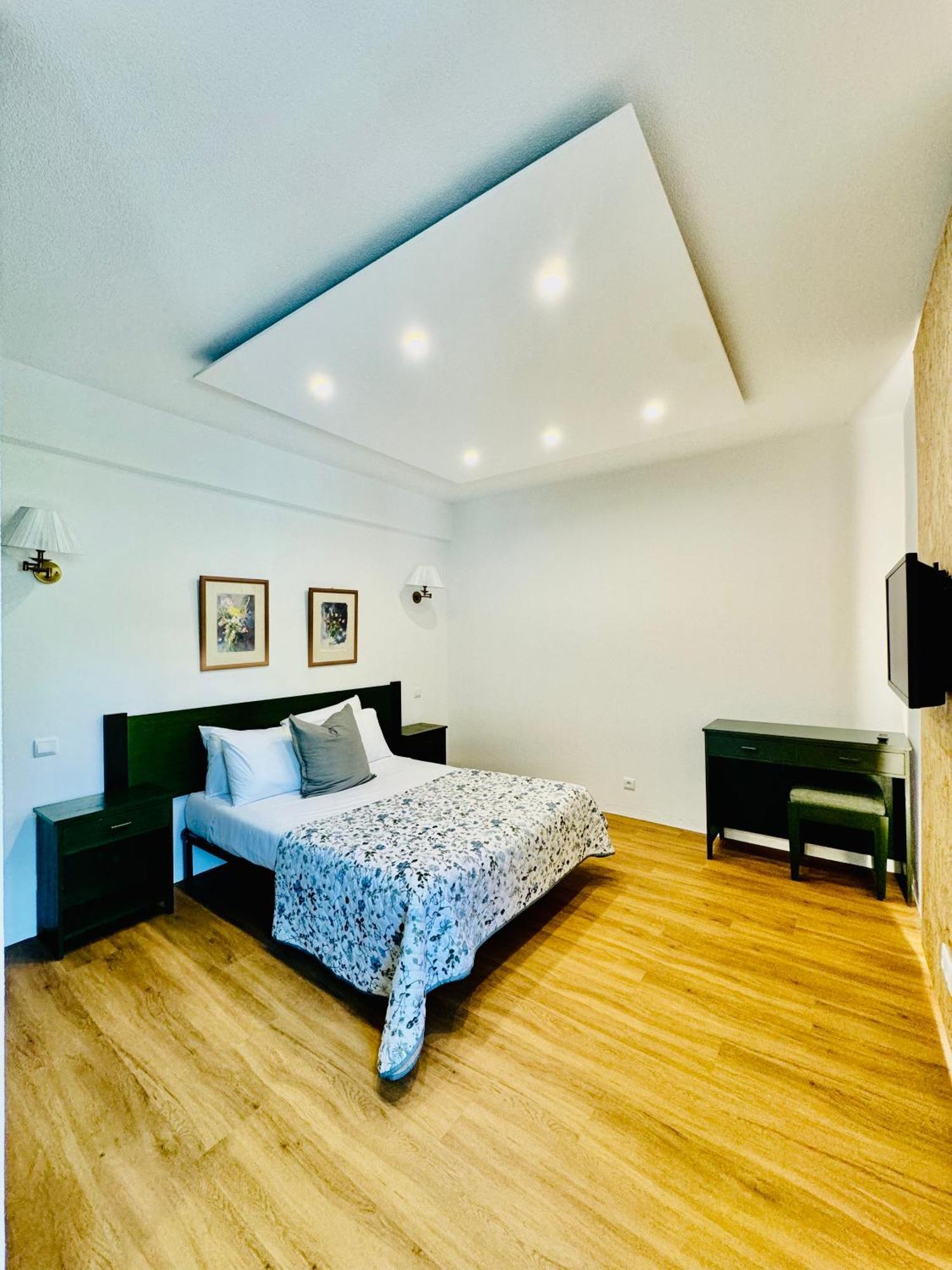 Vale Mar Guest Hotel ริเบรา บราวา ภายนอก รูปภาพ