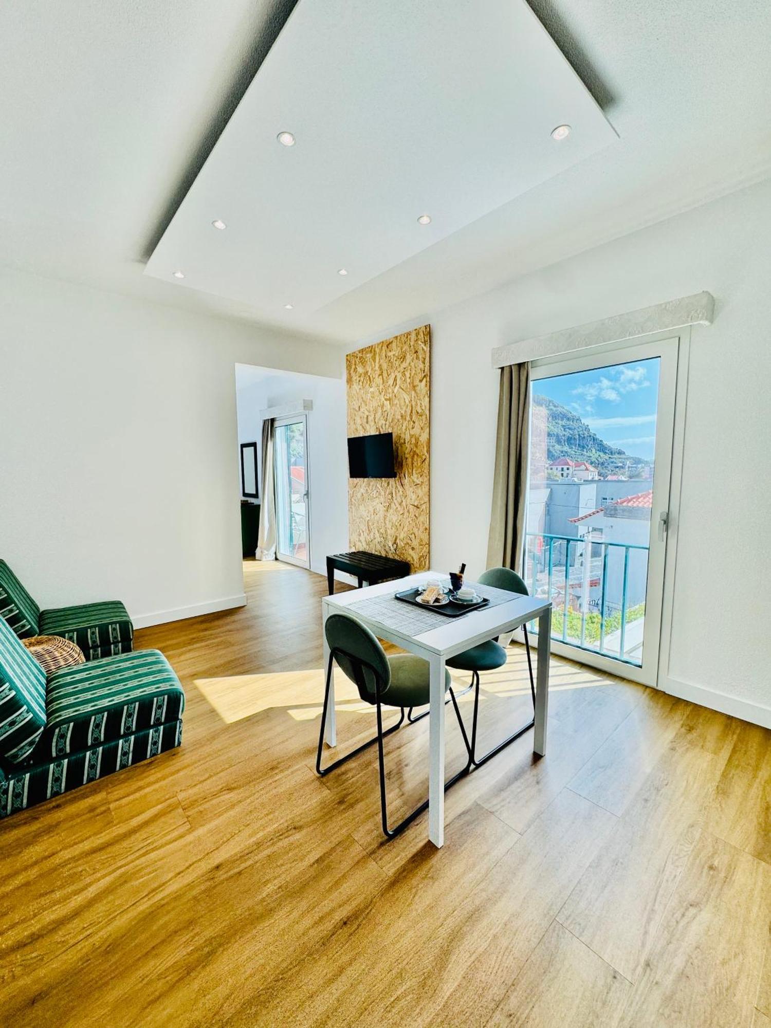 Vale Mar Guest Hotel ริเบรา บราวา ภายนอก รูปภาพ