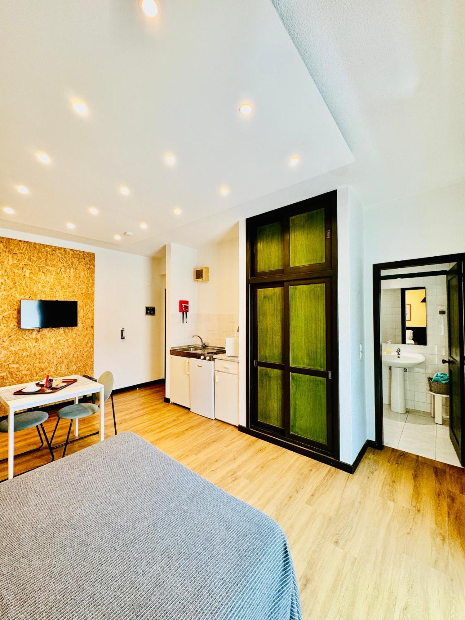 Vale Mar Guest Hotel ริเบรา บราวา ภายนอก รูปภาพ