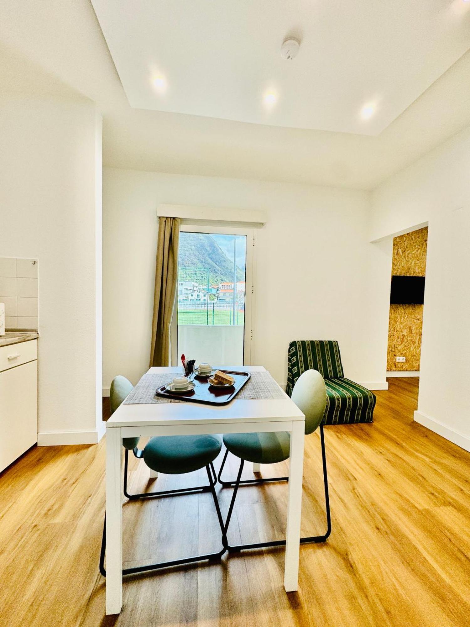 Vale Mar Guest Hotel ริเบรา บราวา ภายนอก รูปภาพ