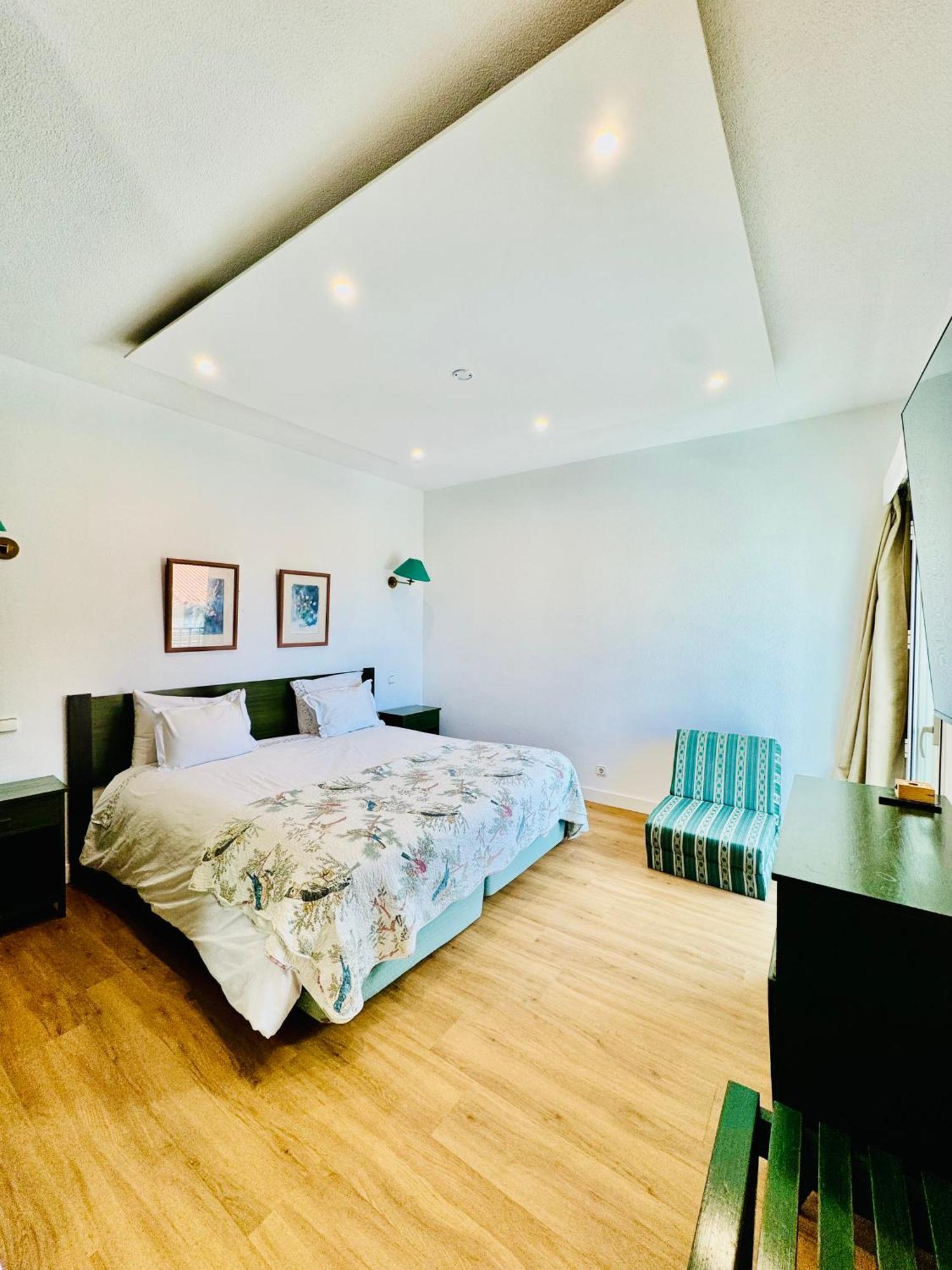 Vale Mar Guest Hotel ริเบรา บราวา ภายนอก รูปภาพ